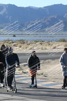 media/Jan-15-2026-Racers Edge (Thu) [[dfebeb70ab]]/1-Around the Pits-Track Walk/